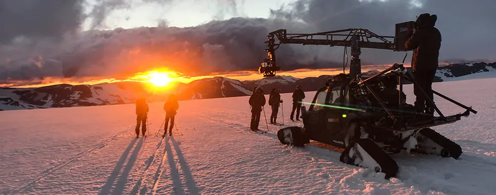 LoopFilm’s team braves the cold to capture the perfect shot amidst Norway’s mountainous terrain